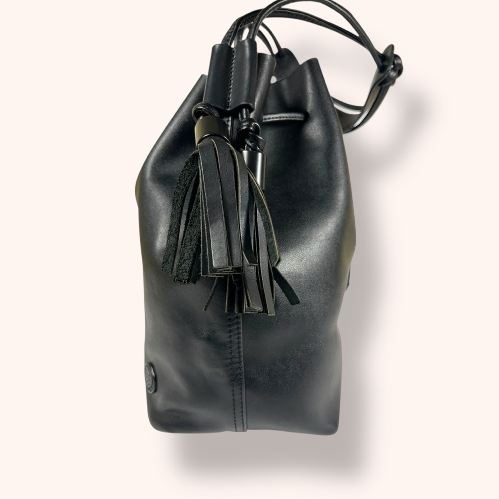 Black Leather Drawstring Bucketbag, Vince Camuto - Picture 7 of 14